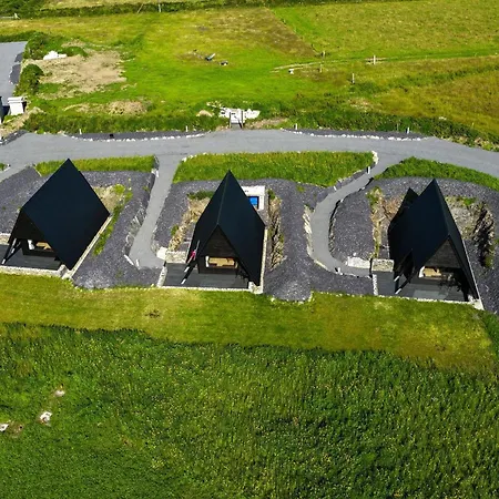 Wild Atlantic Pods Apartmán *